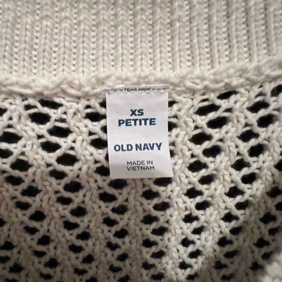Old Navy Knit Sweater - Picture 2 of 2
